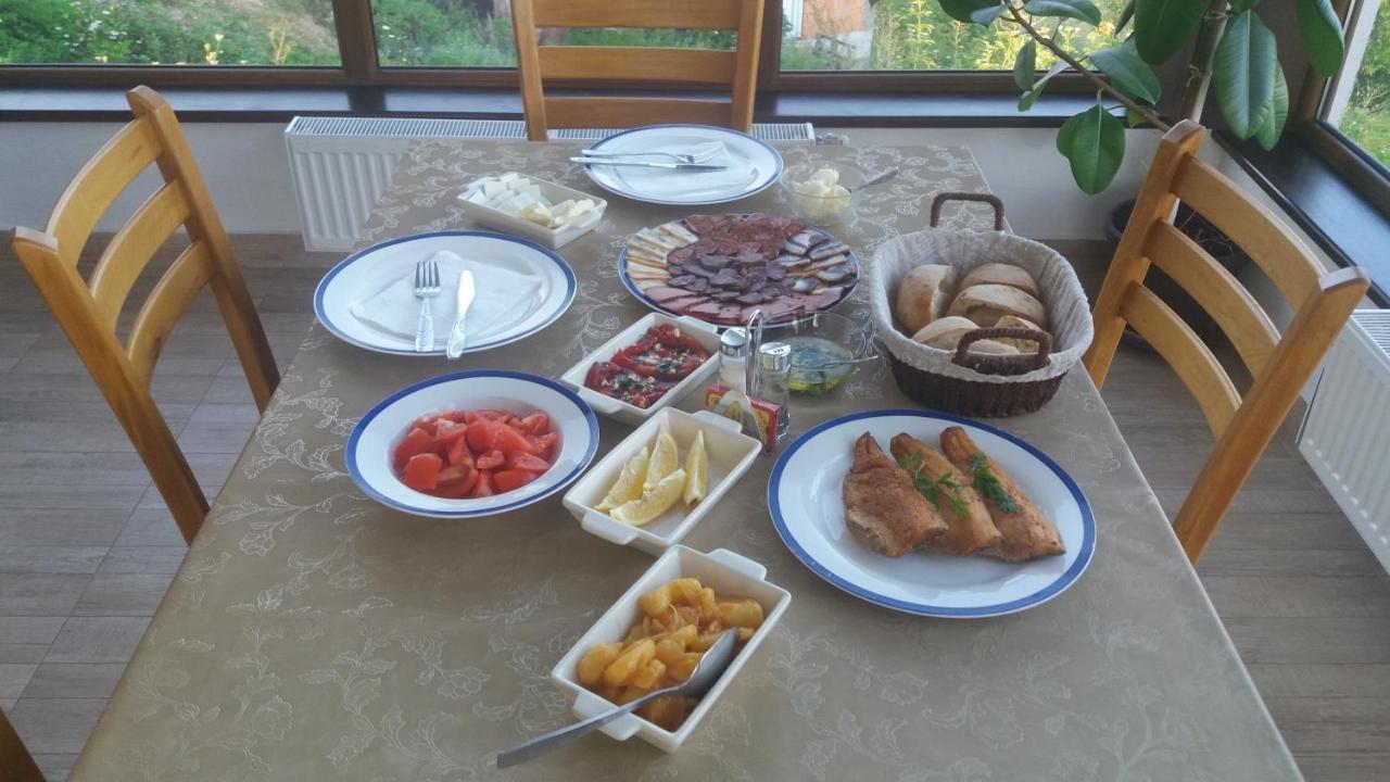 Bed and Breakfast Etno Selo Lelic Valjevo Esterno foto
