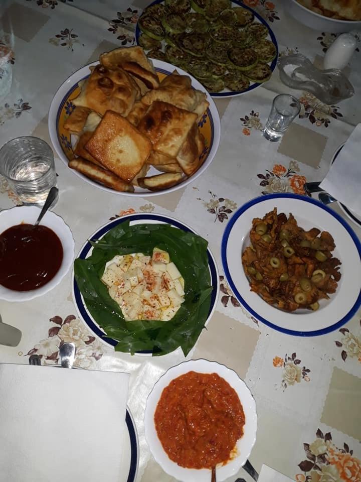 Bed and Breakfast Etno Selo Lelic Valjevo Esterno foto
