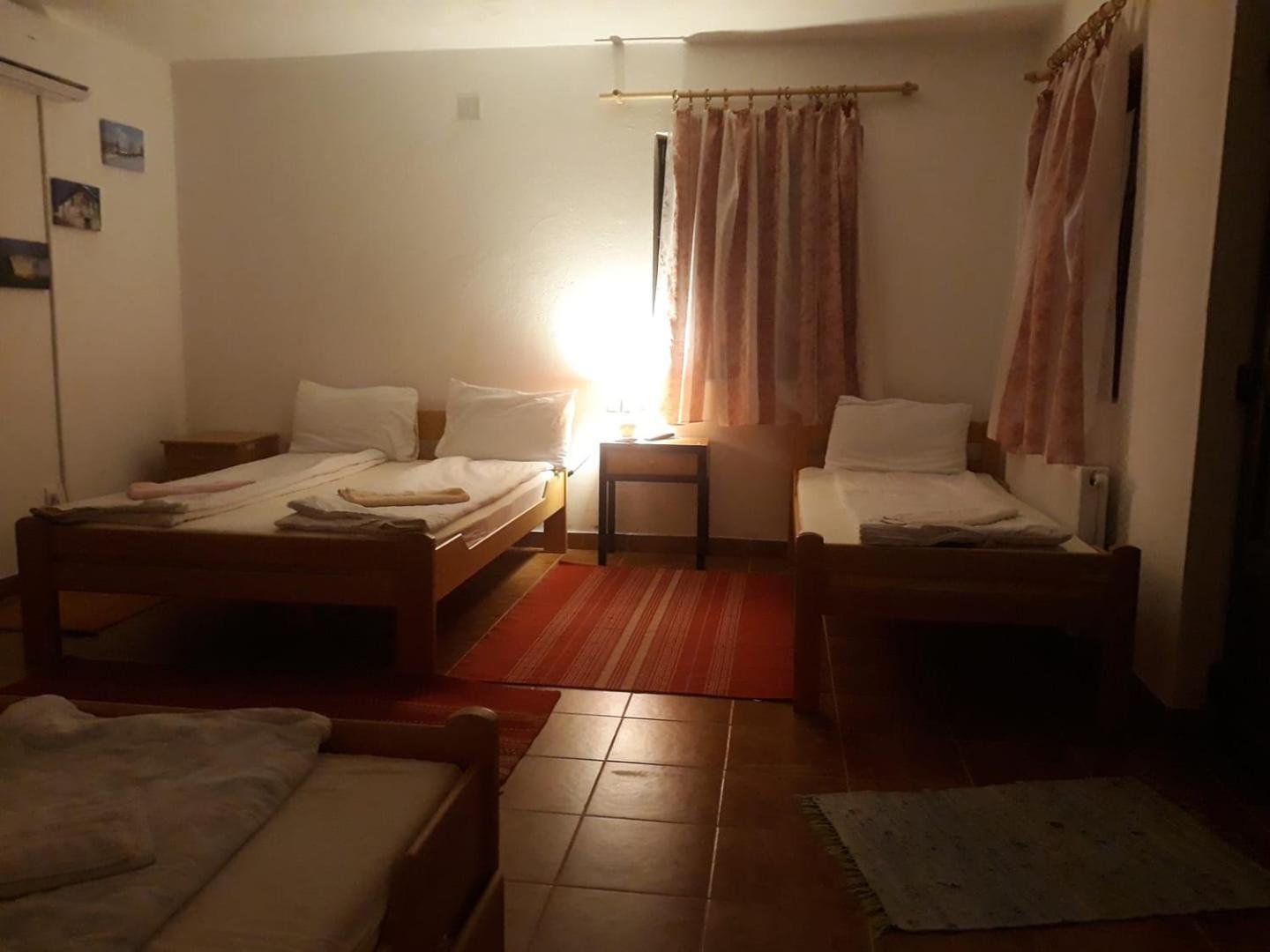 Bed and Breakfast Etno Selo Lelic Valjevo Esterno foto