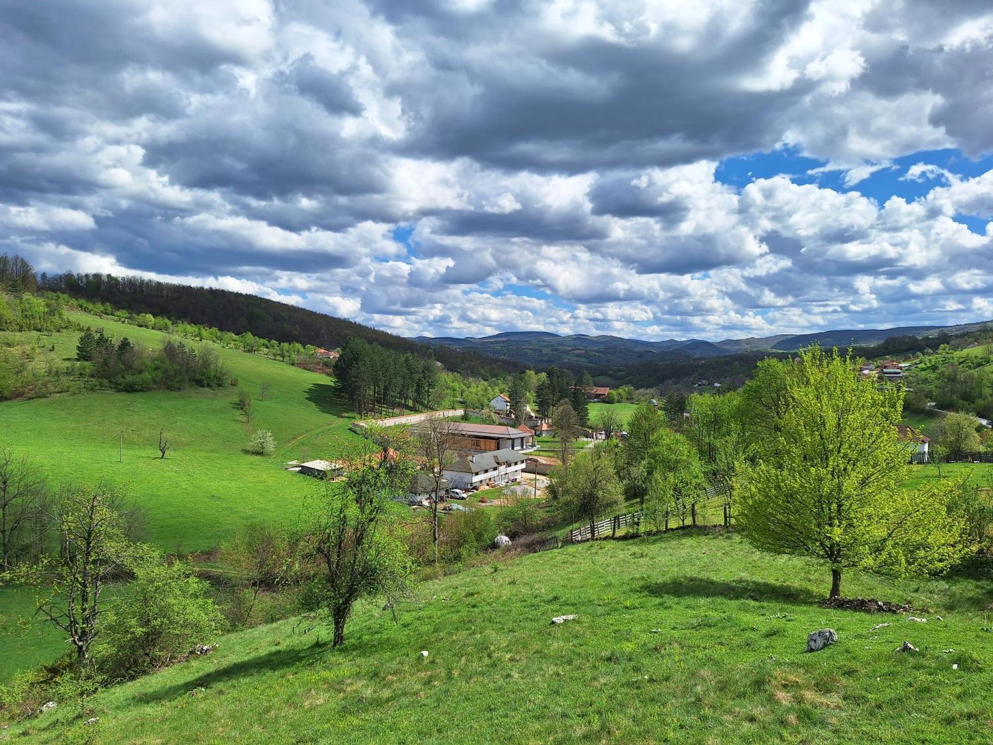 Bed and Breakfast Etno Selo Lelic Valjevo Esterno foto