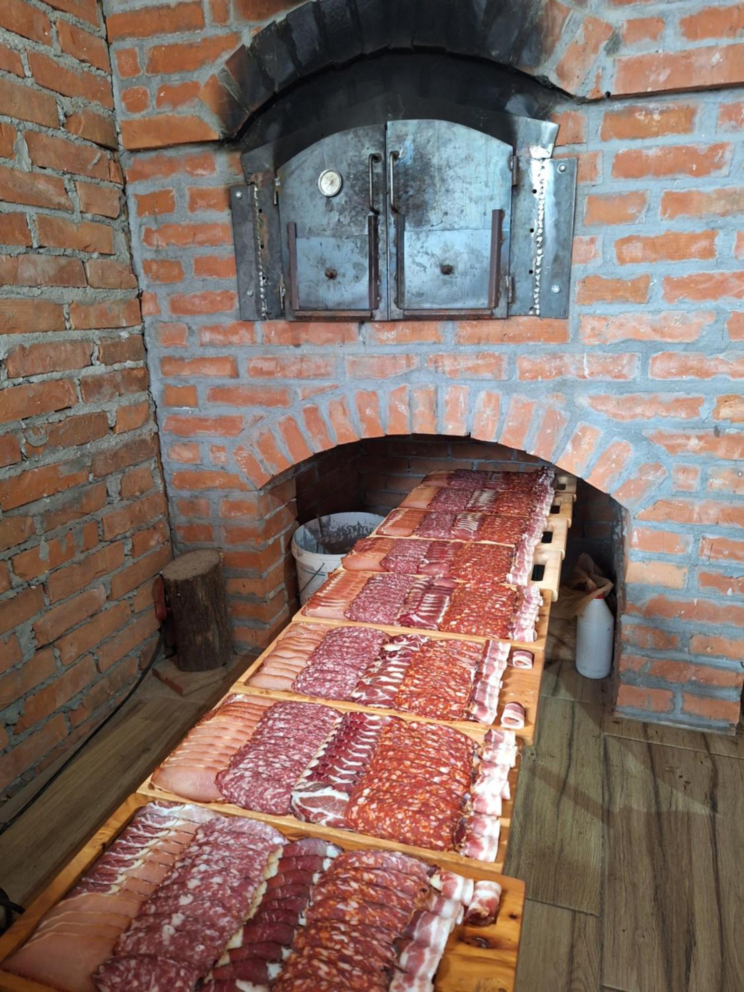 Bed and Breakfast Etno Selo Lelic Valjevo Esterno foto