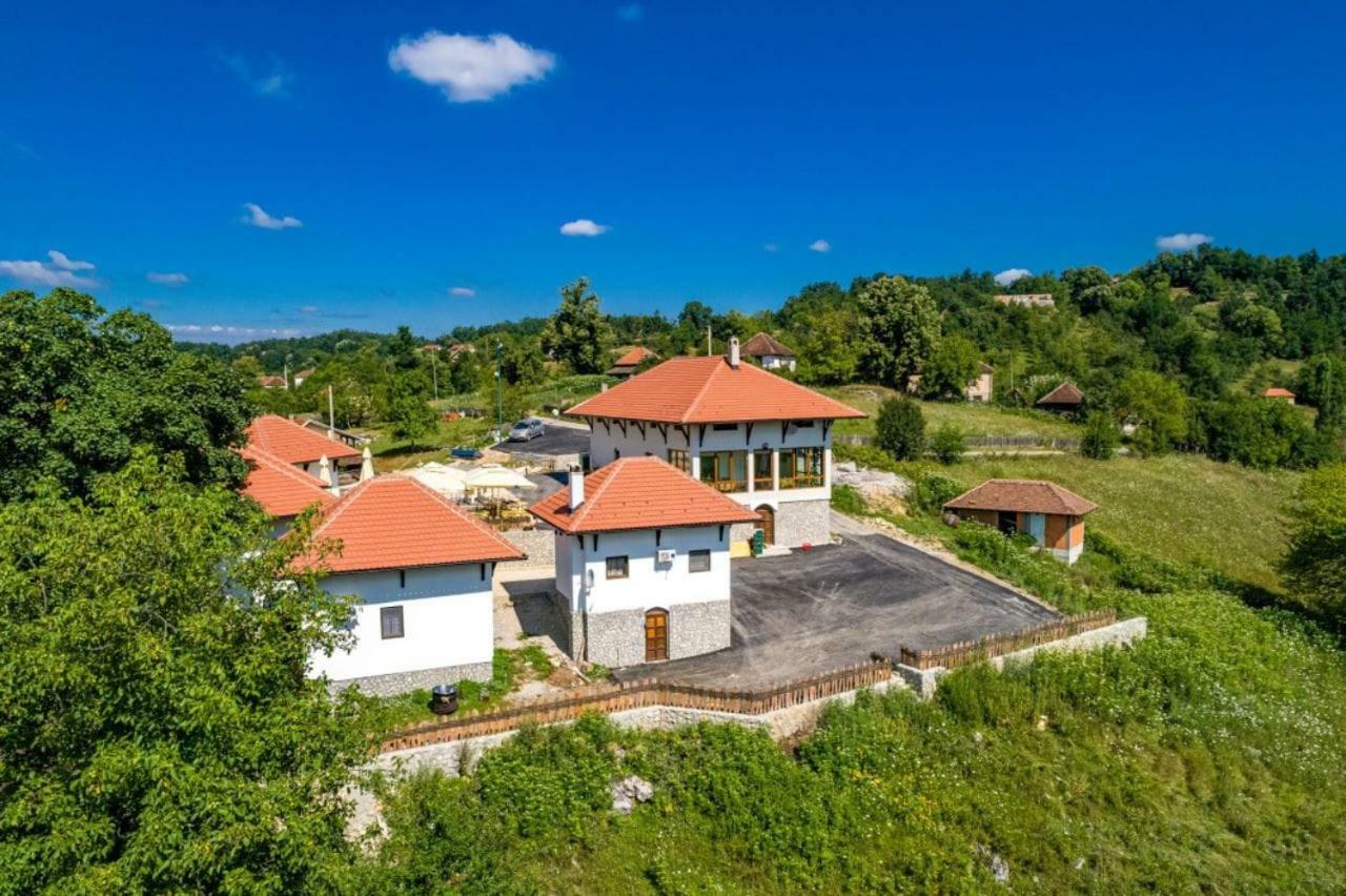 Bed and Breakfast Etno Selo Lelic Valjevo Esterno foto